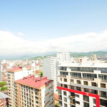 Apartments With A View Of The Trinity Holy Batumi Exterior foto
